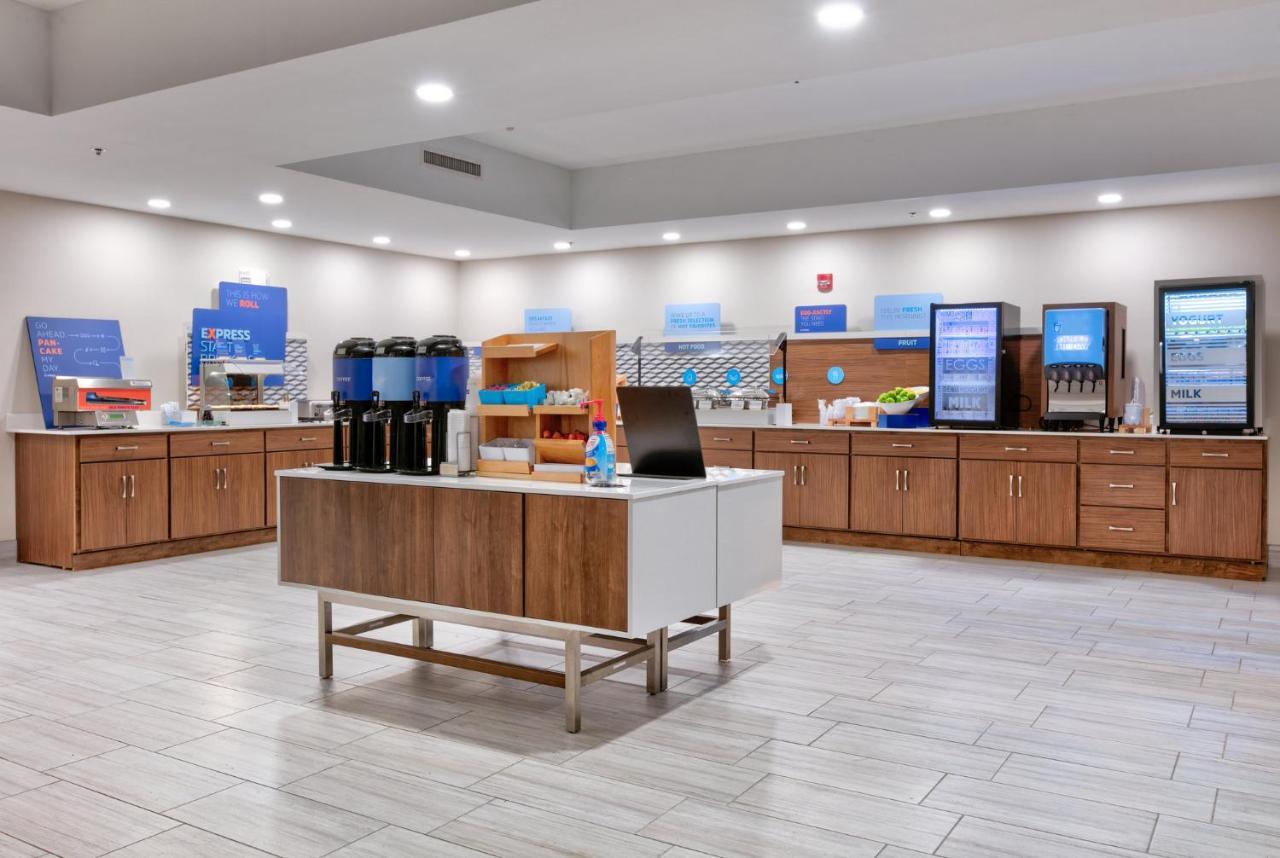Holiday Inn Express Hotel & Suites Shakopee By Ihg Esterno foto