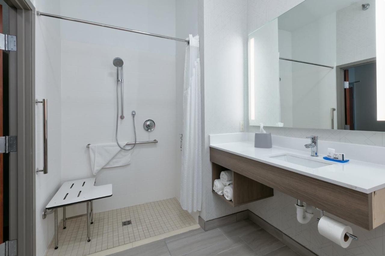 Holiday Inn Express Hotel & Suites Shakopee By Ihg Esterno foto