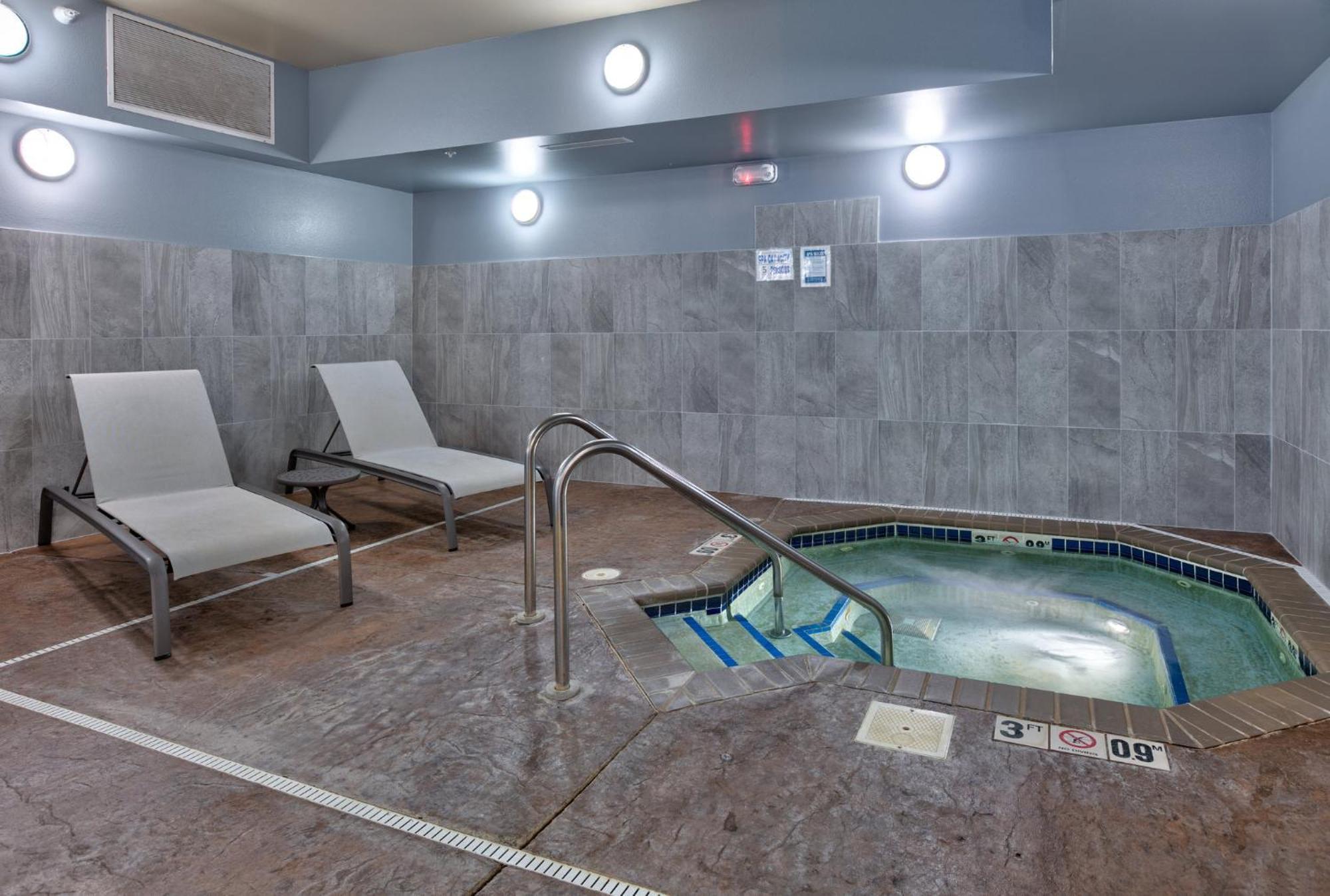 Holiday Inn Express Hotel & Suites Shakopee By Ihg Esterno foto