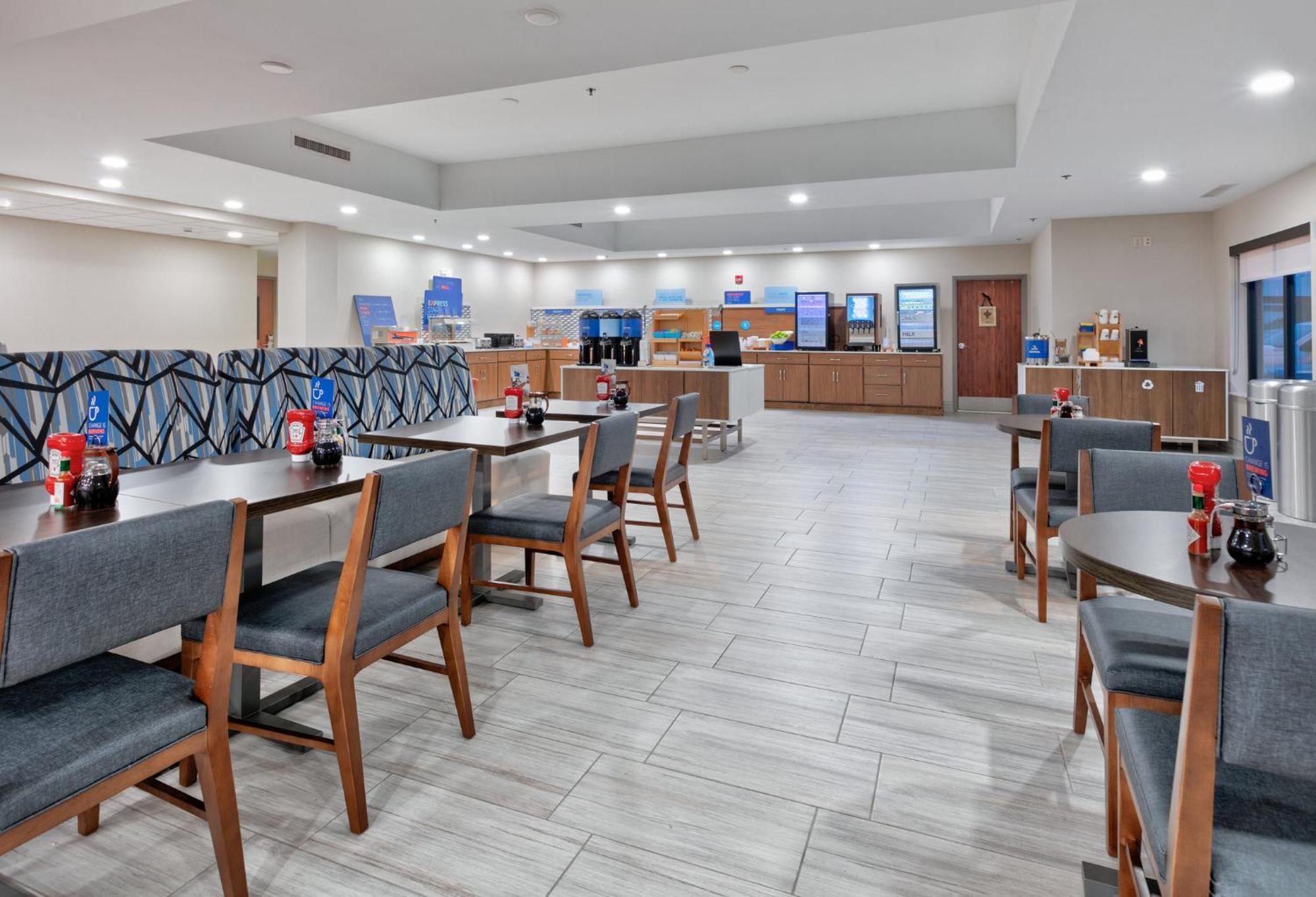 Holiday Inn Express Hotel & Suites Shakopee By Ihg Esterno foto